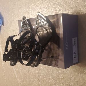 Brand new JLo Donel Sandal